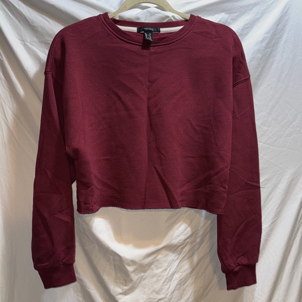 Forever 21 Maroon Cropped Sweatshirt
